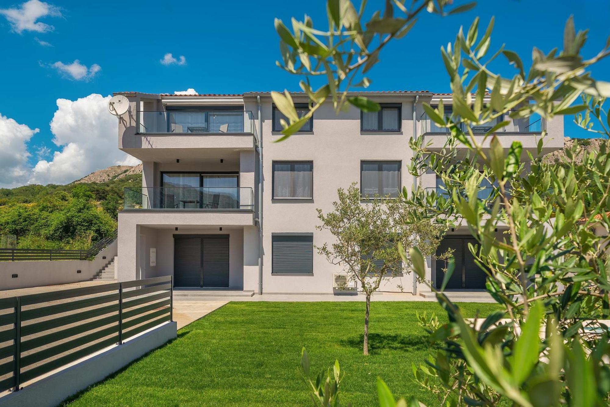 Poolside Apartments Anabella Baska  Exterior photo
