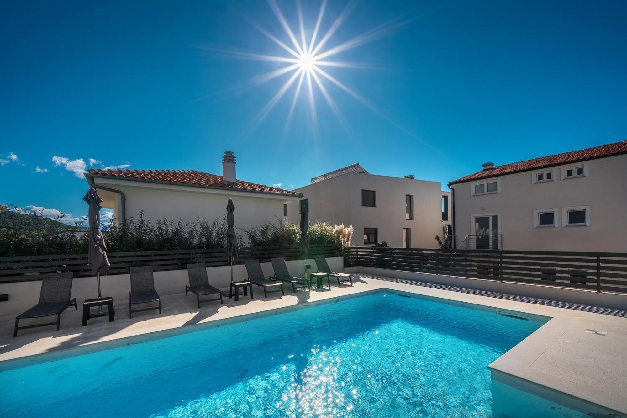 Poolside Apartments Anabella Baska  Exterior photo